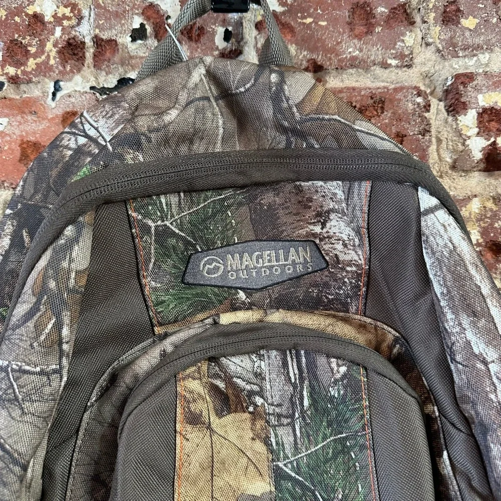 Magellan Outdoor Backpack Camo Brown Padded Bag
